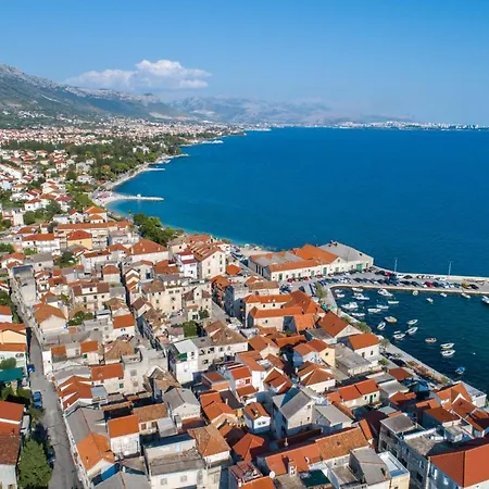 Antonio Penzion Kaštela